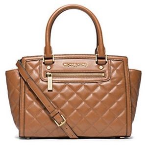 Michael Kors Selma zip quilt